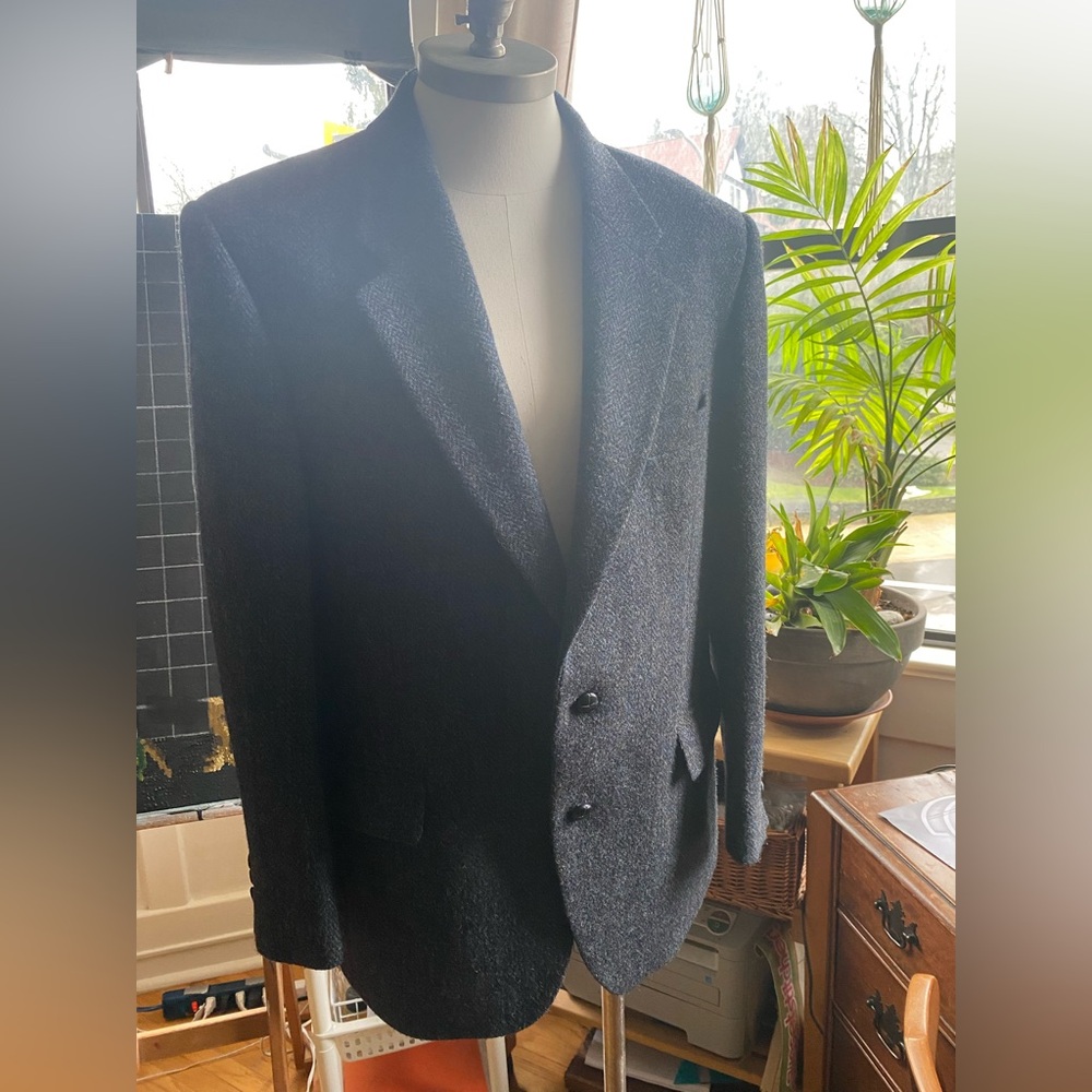 Virgin Scottish Wool Harris Tweed Charcoal Blazer. 44R